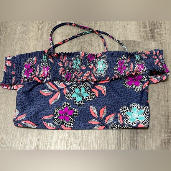 3/$15: Art Class Off-the-Shoulder Swimwear - Picture 1 of 4